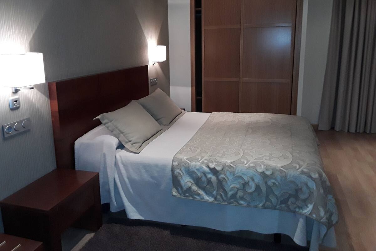 Double or Twin Room | Desk, laptop workspace, blackout curtains, free cots/infant beds