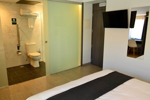 Standard-Doppel- oder -Zweibettzimmer | Schreibtisch, Verdunkelungsvorhänge, schallisolierte Zimmer