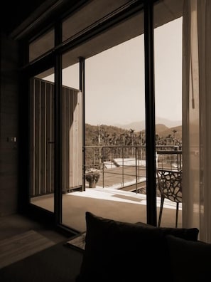 Habitación doble, 1 cama doble, no fumadores, vistas a la montaña | Ropa de cama de alta calidad y decoración individual