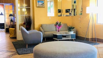 Télévision à écran plat