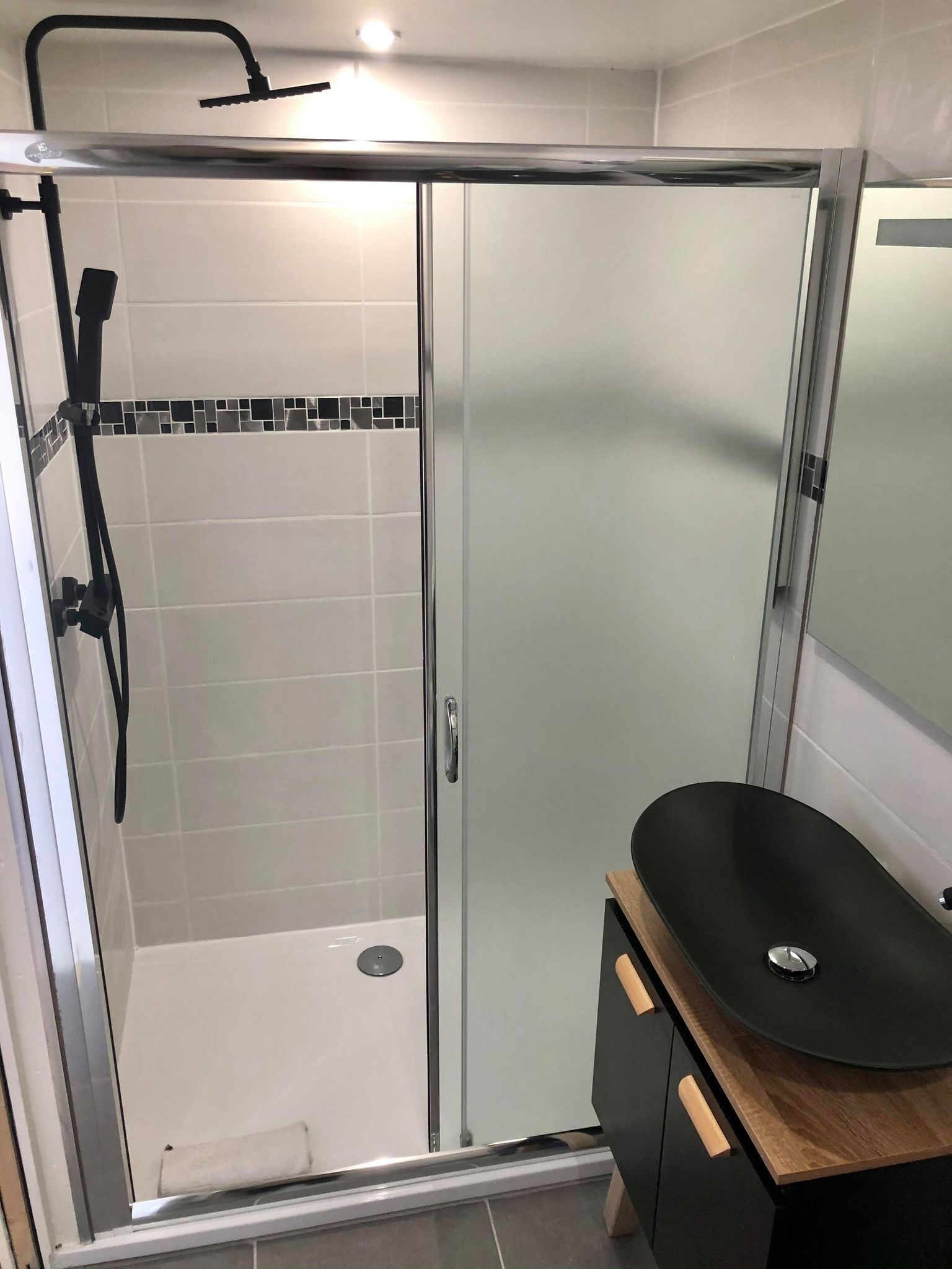 double room | bathroom | deep-soaking bathtub, free toiletries, hair dryer, towels