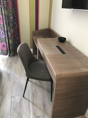 Deluxe Double or Twin Room | Room amenity - Ambra Noblesse (Naples)