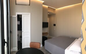 Apartment, 2 Bedrooms | Minibar, individually furnished, desk, free WiFi - Ambra Noblesse (Naples)