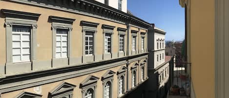 Vue sur la ville depuis l’hébergement