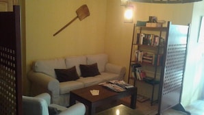 Lobby - Hostal Taberna La Villa (Canales de la Sierra)