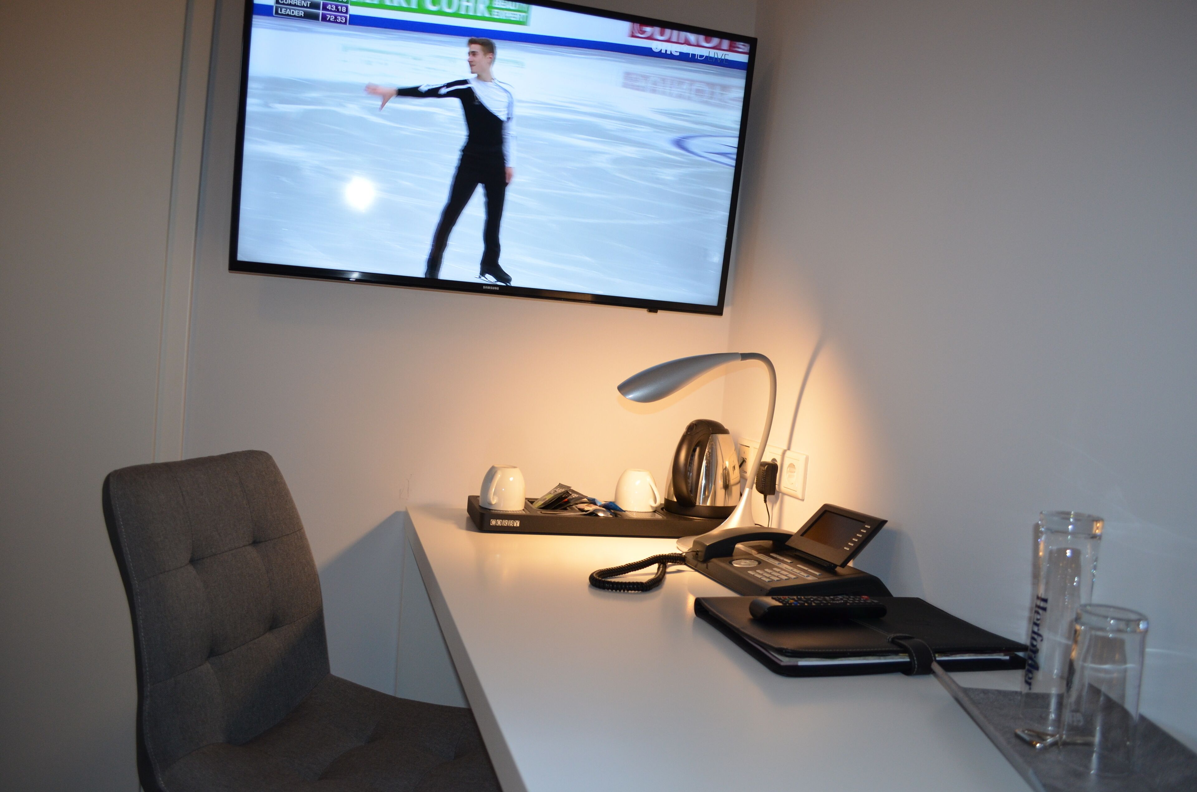 deluxe single room | free wifi