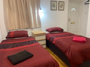 Tomannsrom | Lydisolert, strykejern/-brett og wi-fi (inkludert)