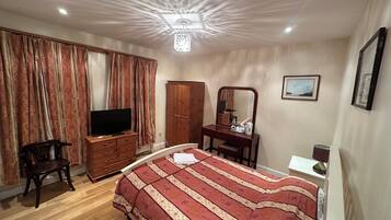 Superior-Doppelzimmer | Schallisolierte Zimmer, Bügeleisen/Bügelbrett, kostenloses WLAN