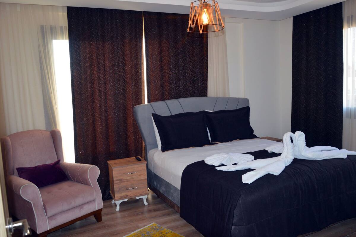 triple room | iron/ironing board, free wifi, bed sheets, wheelchair access