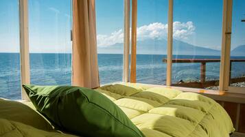 Family Cabin, Lake View (Palafito) | Free WiFi, bed sheets