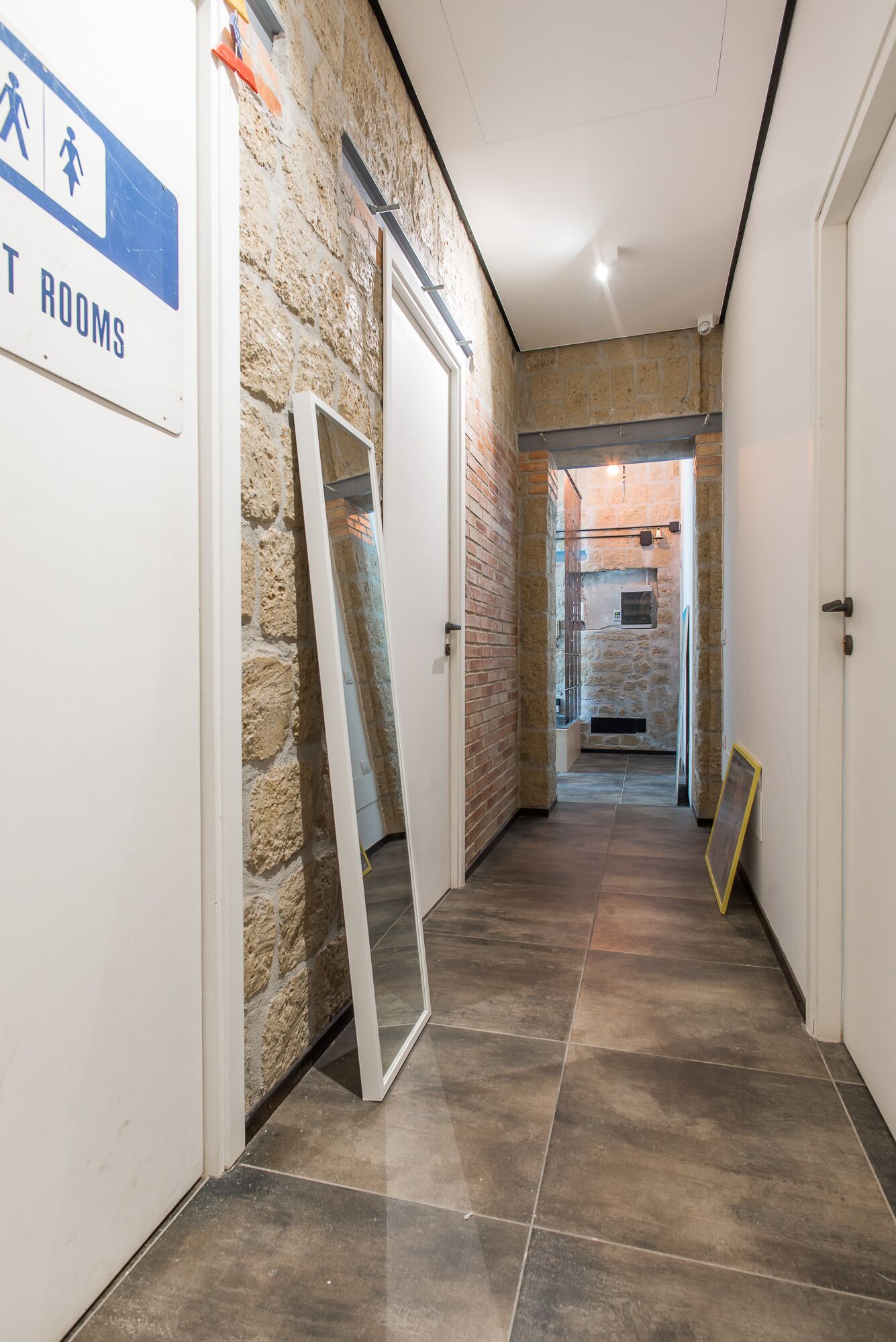 Foto - Magma Home - Rooms & Roof