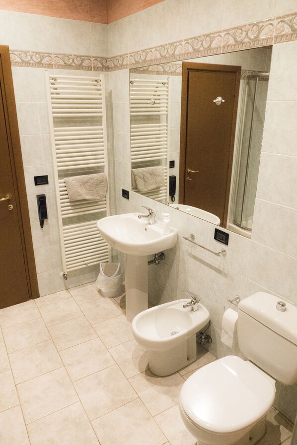 Appartement Design, 2 chambres | Salle de bain