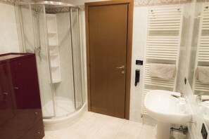 Appartement Design, 2 chambres | Salle de bain