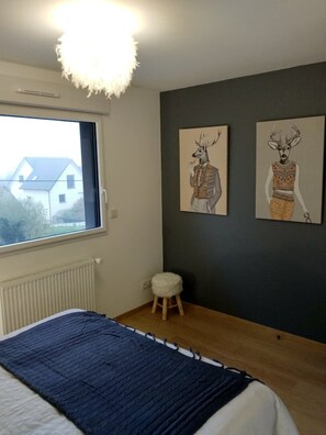 5 bedrooms, iron/ironing board, travel cot, free WiFi