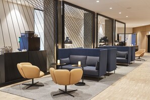Lobby sitting area - Alsik Hotel & Spa (Sønderborg)