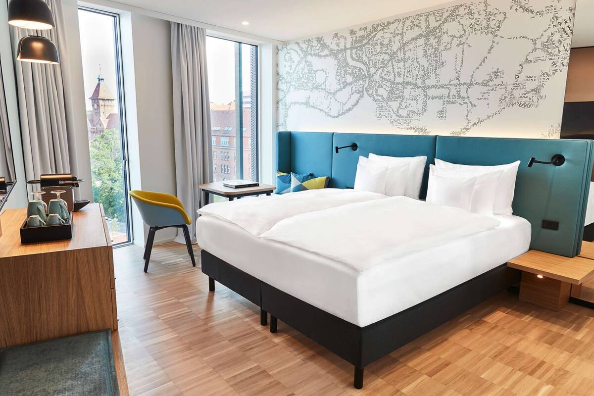 1 bedroom, in-room safe, desk, soundproofing