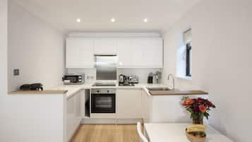 Apartamento de lujo, 1 habitación (C) | Servicio de comidas en la habitación