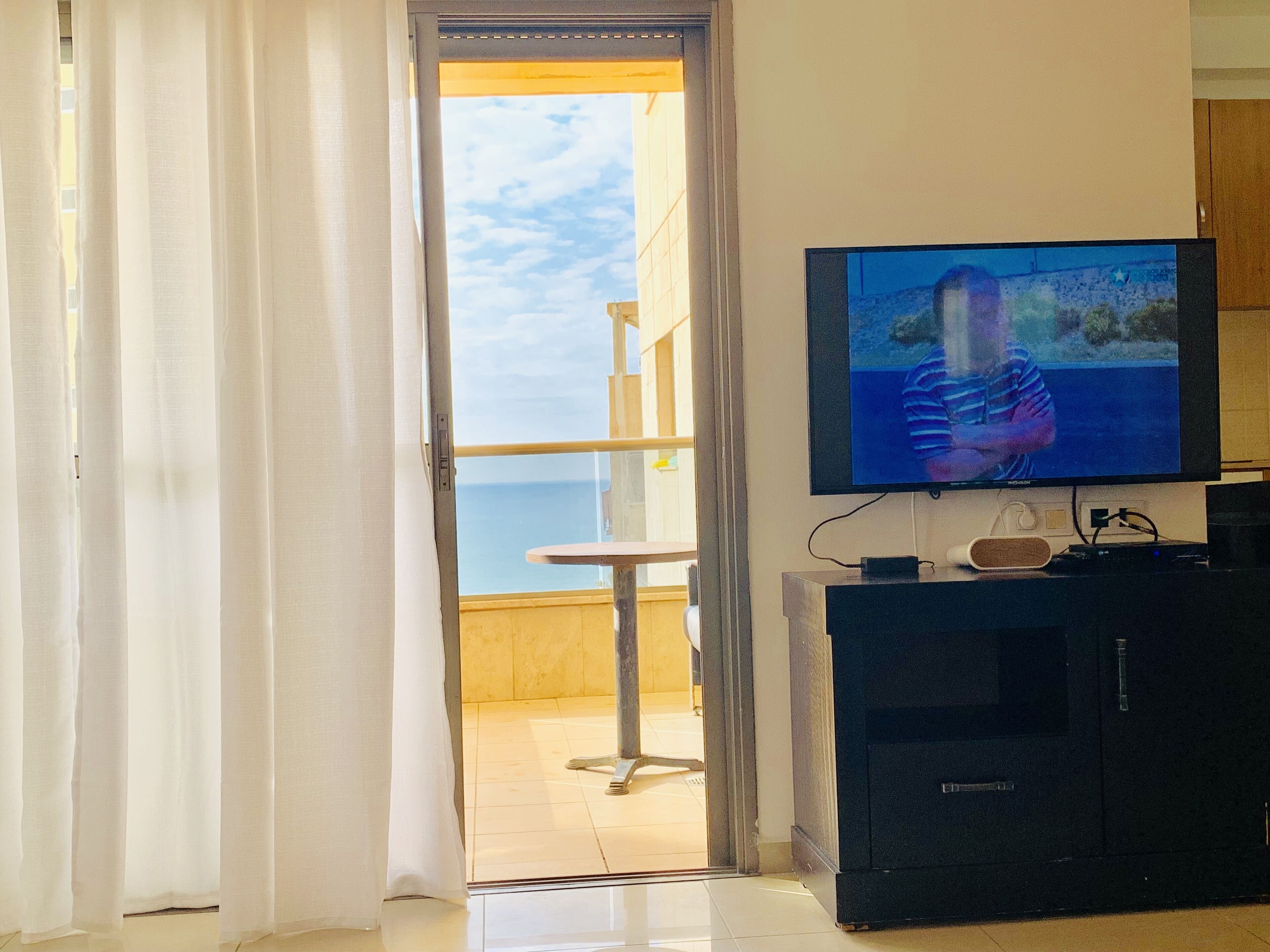 Appartamento familiare, 3 camere da letto, vista mare | Televisione