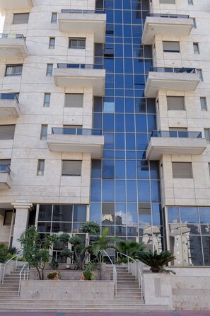 Interior entrance - King David Apartment on the Sea (Netanya)