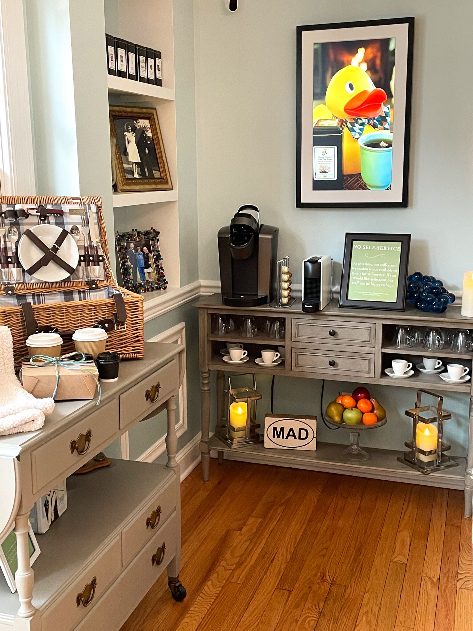 Een 36-inch smart-tv met kabelzenders, televisie en Netflix