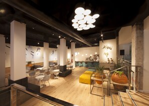 Coffee shop