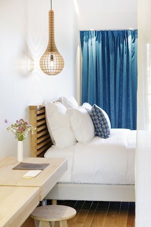 Design Double or Twin Room, Non Smoking, Valley View | Egyptian cotton sheets, premium bedding, pillowtop beds, in-room safe