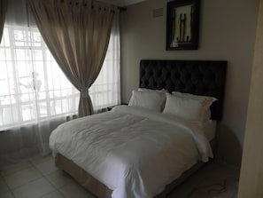 In-room safe, blackout curtains, free WiFi, bed sheets