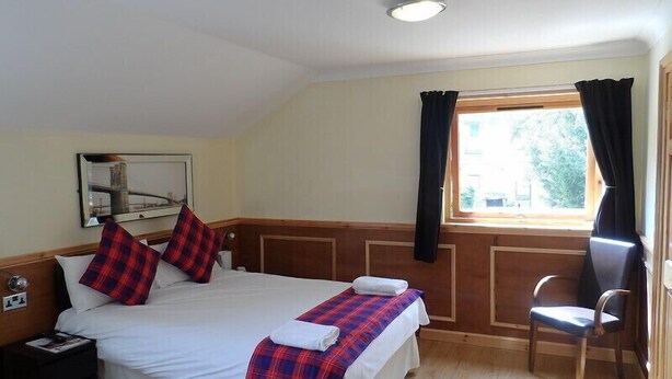 Unclassified image, 1 of 9, button - Bala House (Edinburgh)