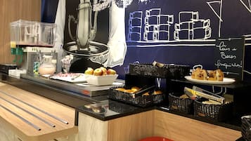 Tägliches Frühstücksbuffet (37 BRL pro Person)