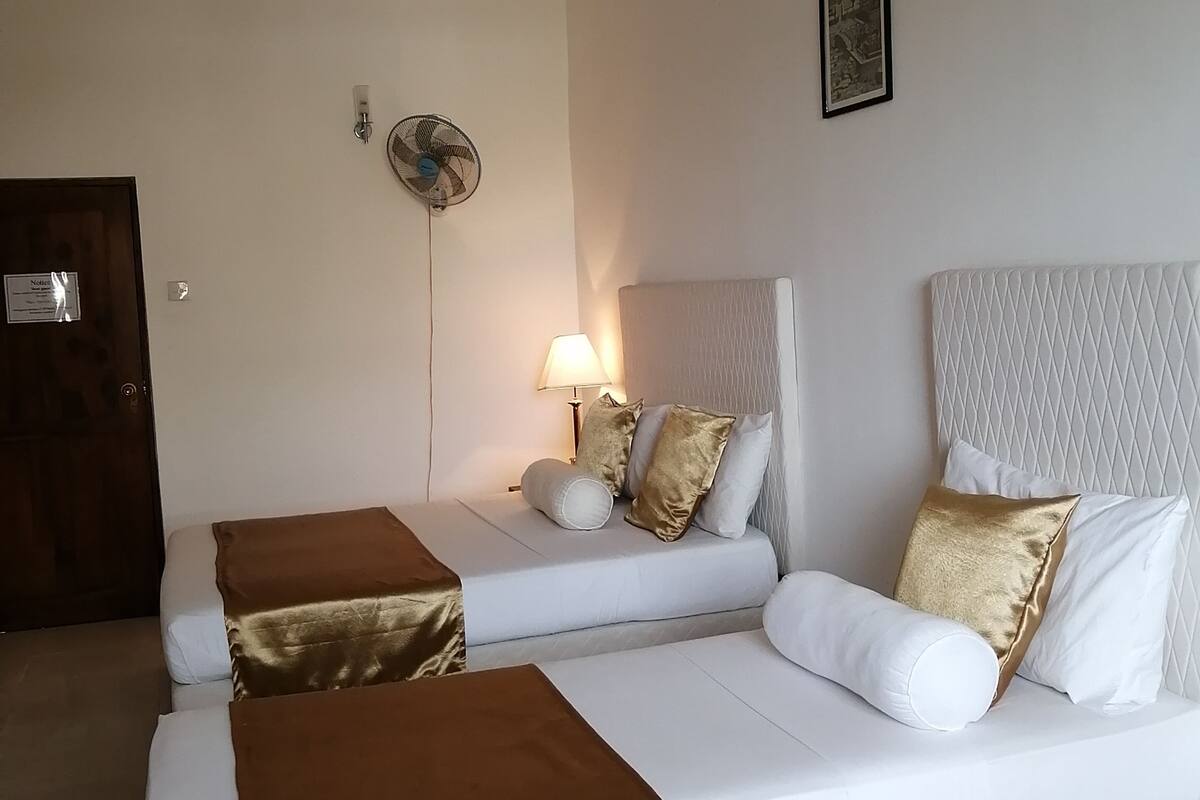 Deluxe Triple Room | Blackout curtains, soundproofing, free WiFi, bed sheets