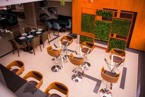 Bar (in der Unterkunft)