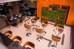 Bar (en el alojamiento)