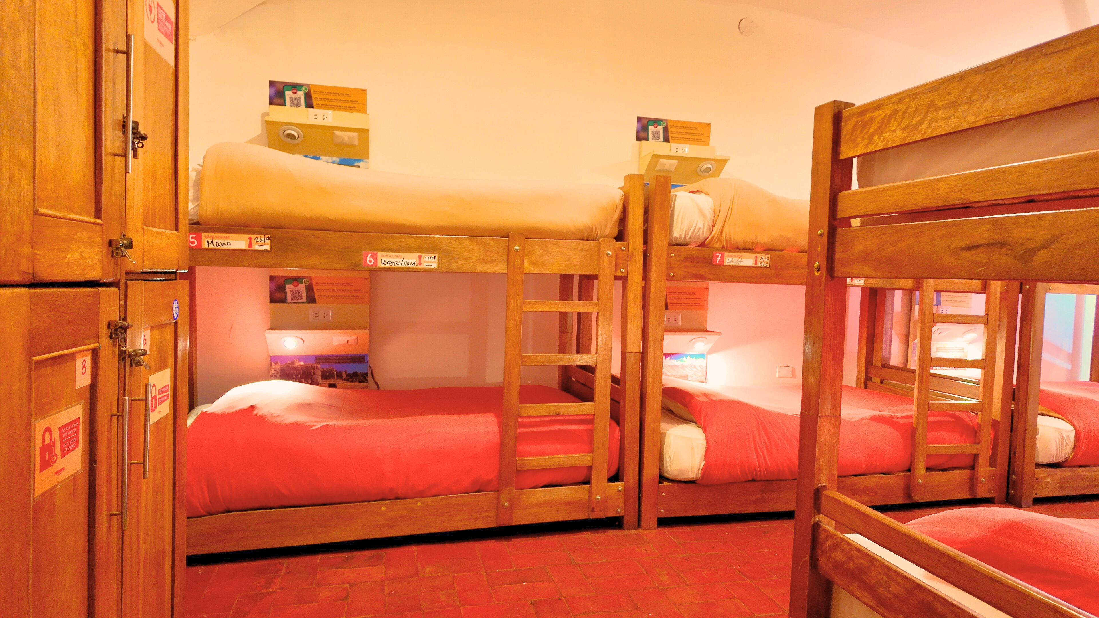 Dormitorio compartido, dormitorio mixto | Insonorización, wifi gratis y ropa de cama 