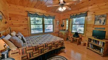 Cabin, Multiple Beds, Non Smoking | 3 bedrooms, free WiFi, bed sheets
