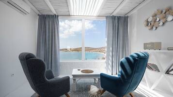 Gold House | Beach/ocean view