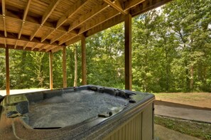 Cabin, Multiple Beds, Non Smoking | Private spa tub - Hidden Creek (Copperhill)