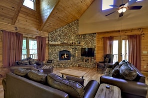 Cabin, Multiple Beds, Non Smoking | Living room | Flat-screen TV - Hidden Creek (Copperhill)