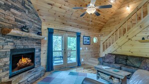 House, Multiple Beds, Non Smoking | Living room | Flat-screen TV - Treetops (Copperhill)
