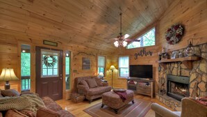 Interior detail - Sweetwater Escape (Epworth)