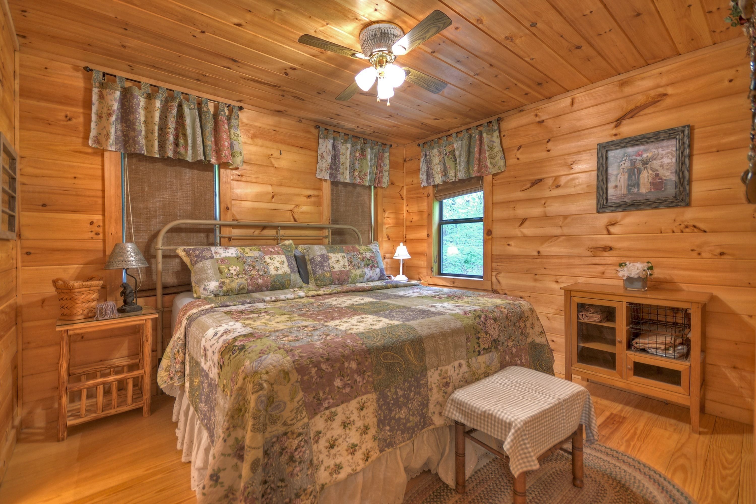 House, Multiple Beds, Non Smoking | Iron/ironing board, free WiFi, bed sheets