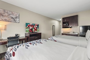 Superior Room, 2 Double Beds, Non Smoking, Kitchenette | Desk, blackout drapes, iron/ironing board, free cribs/infant beds - Red Roof Inn Baton Rouge (Baton Rouge)