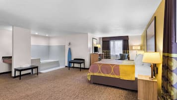 Phòng Suite Premier, 1 giường cỡ king, không hút thuốc (Second Floor) | Bàn, bàn ủi/dụng cụ ủi quần áo, truy cập Internet không dây miễn phí