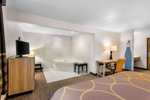 Suite, 1 King Bed, Non Smoking (First Floor) | Desk, iron/ironing board, free WiFi, bed sheets