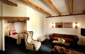 Suite | Hypo-allergenic bedding, desk, free WiFi, bed sheets - Hotel Hüttenmühle (Hillscheid)