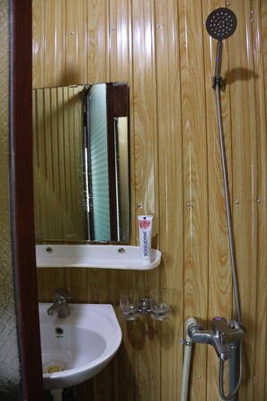 Vasca da bagno a immersione totale, set di cortesia gratuito