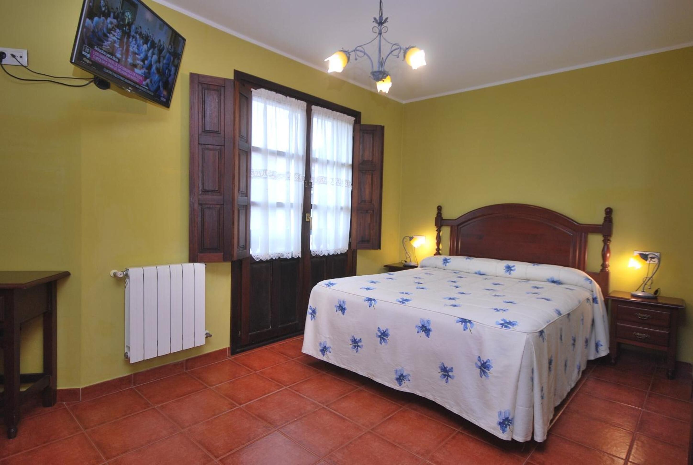 1 bedroom, blackout curtains, free wifi, bed sheets