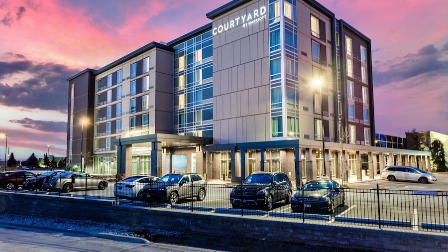 Courtyard by Marriott Burlington