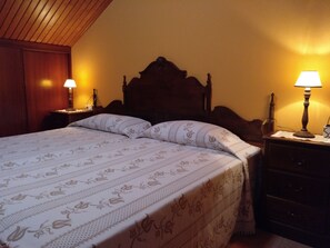 Blackout drapes, iron/ironing board, free WiFi, bed sheets