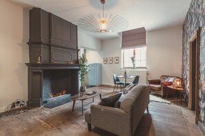 Standard Suite (Agate) | Living area | Heated floors - Domaine Sur Les Sarts (Ohey)