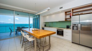 Fridge, microwave, dishwasher